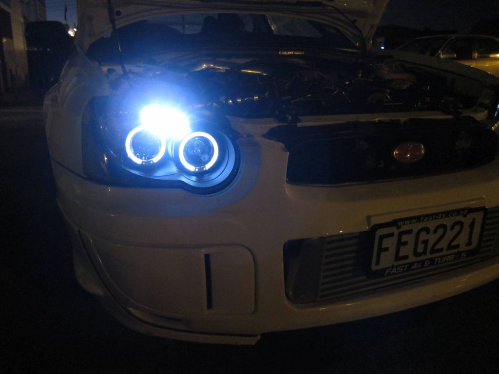 Clear LED Angle Eyes Projector Headlight for 03-05 SUBARU IMPREZA WRX RX STI GD -4527