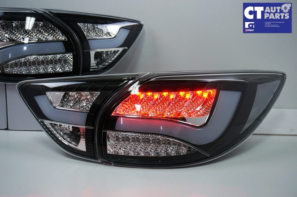 Black 3D LED Stripe Bar LED Blinker Tail lights for 12-15 Mazda CX-5 KE-7860