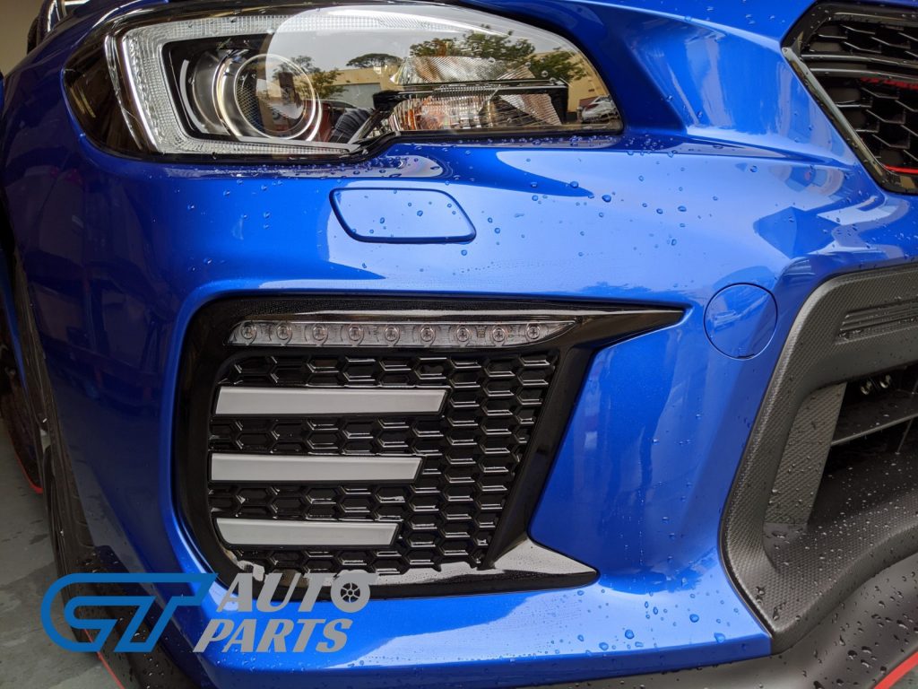 Gloss Black SMOKED 3D DRL Dynamic Signal Front Fog Light Bezels for MY18+ Subaru WRX/STI -12846